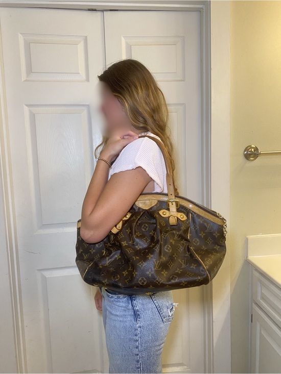 Louis Vuitton Handbags - Louis Vuitton Tivoli GM Monogram Shoulder Bag with Tan Trim